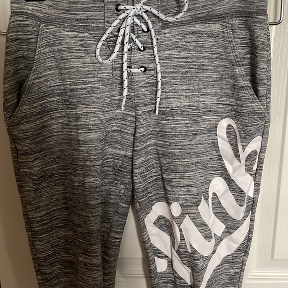 Cute heather grey jogger sweats - Picture 2 of 3